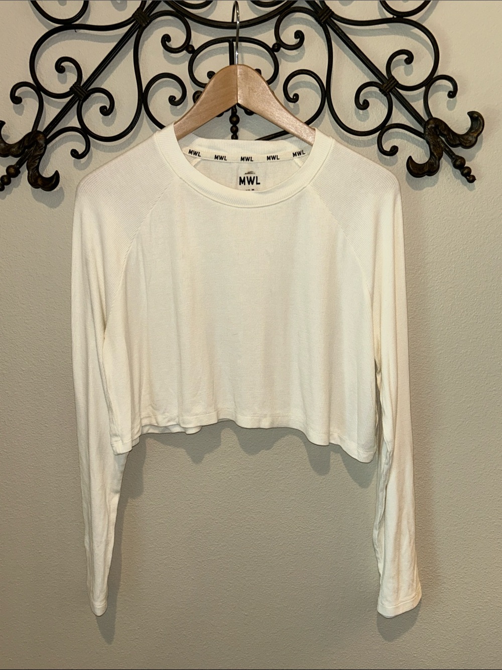 MWL MADEWELL RAGLAN SUPER CROPPED LONG SLEEVE TEE SIZE MEDIUM